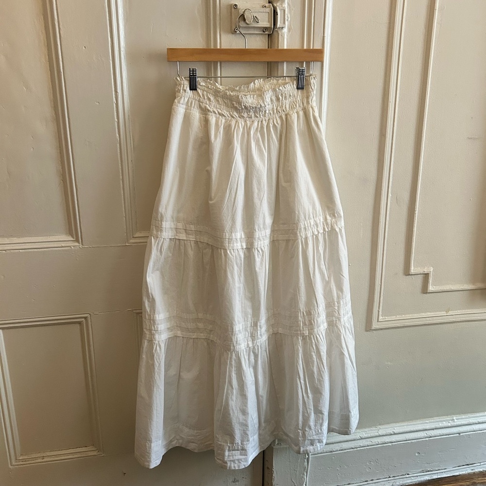Quince Cream Ruffled Skirt